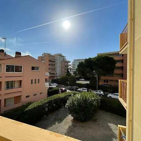 T2 A Cote De La Plage, Renove En 2023 Frejus